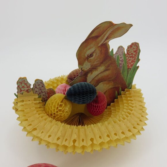 Vintage Easter Bunny Rabbit Basket Eggs Honeycomb Paper Table Decor Made in USA - Picture 6 of 16